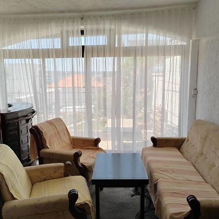 דראמליי Apartment Kristina מראה חיצוני תמונה